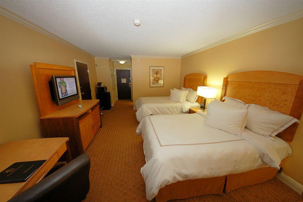 Richmond Inn & Suites Μπατόν Ρουζ Δωμάτιο φωτογραφία