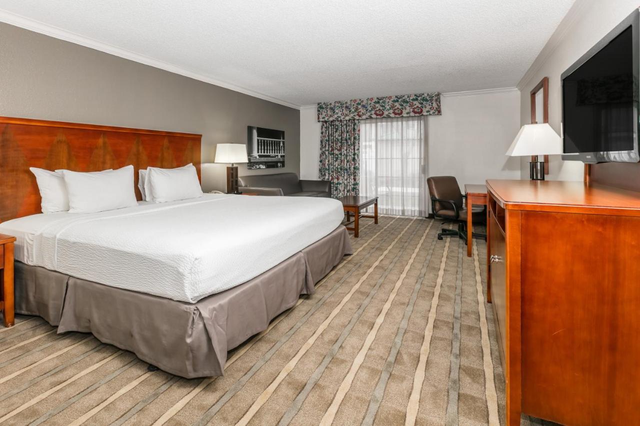 Richmond Inn & Suites Μπατόν Ρουζ Εξωτερικό φωτογραφία