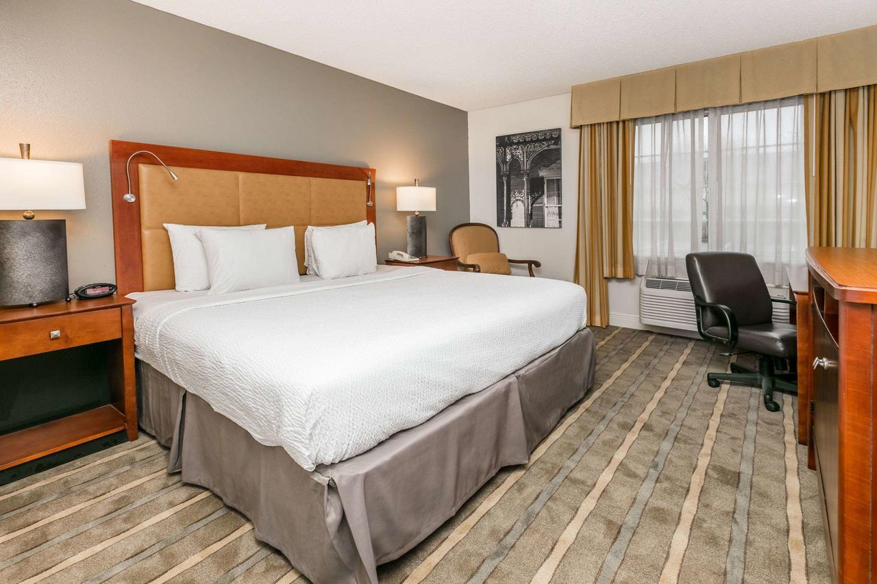 Richmond Inn & Suites Μπατόν Ρουζ Εξωτερικό φωτογραφία
