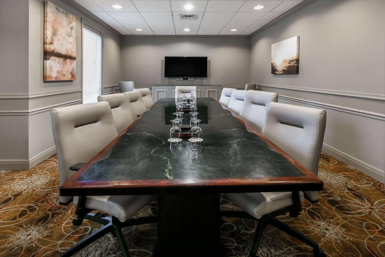 Richmond Inn & Suites Μπατόν Ρουζ Εξωτερικό φωτογραφία